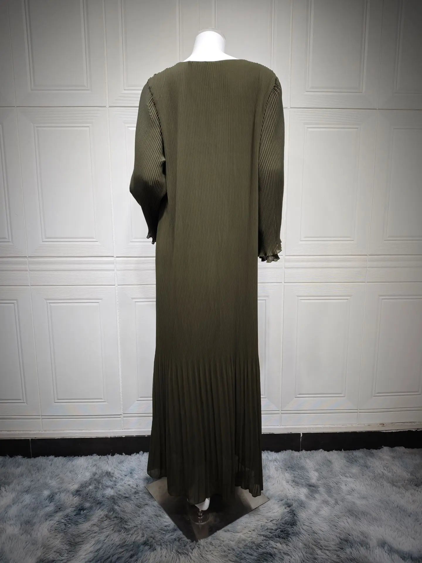 Elegant Pleated Flare Sleeve Kaftan – Muslim Eid Abaya Dress for Women