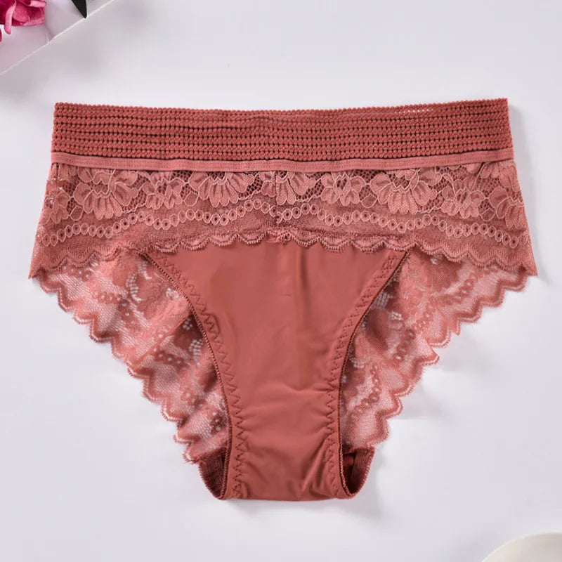 Plus-Size High-Waisted Embroidered Lace Briefs – Comfortable Breathable Underwear