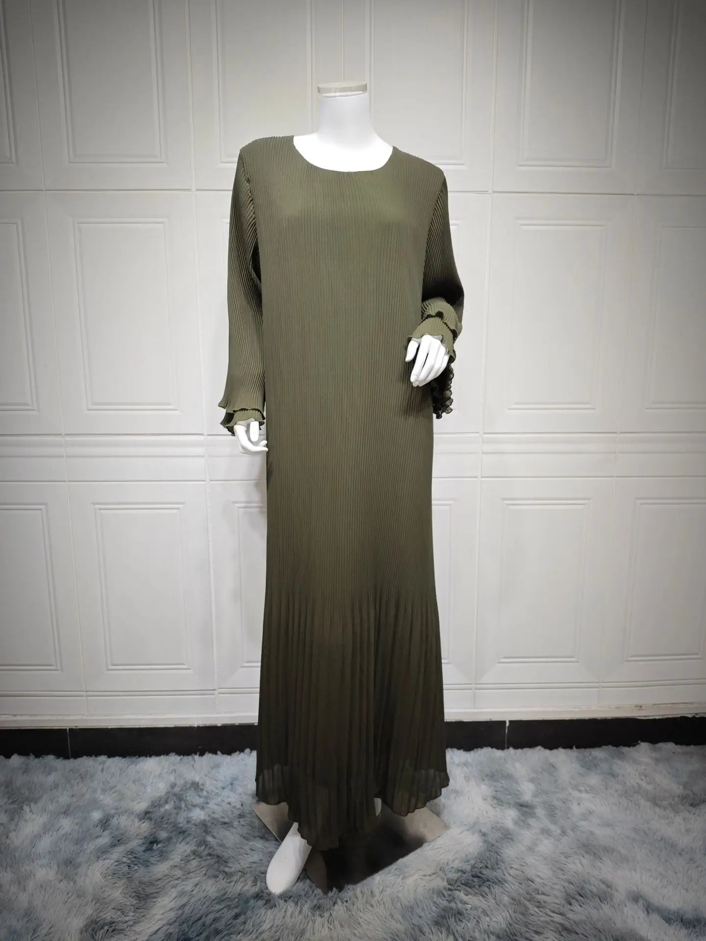 Elegant Pleated Flare Sleeve Kaftan – Muslim Eid Abaya Dress for Women