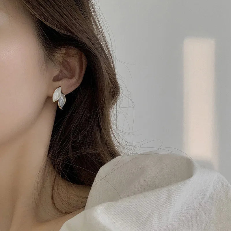 Korean Grey Leaf Metal Stud Earrings – Trendy Women’s Fashion Jewelry
