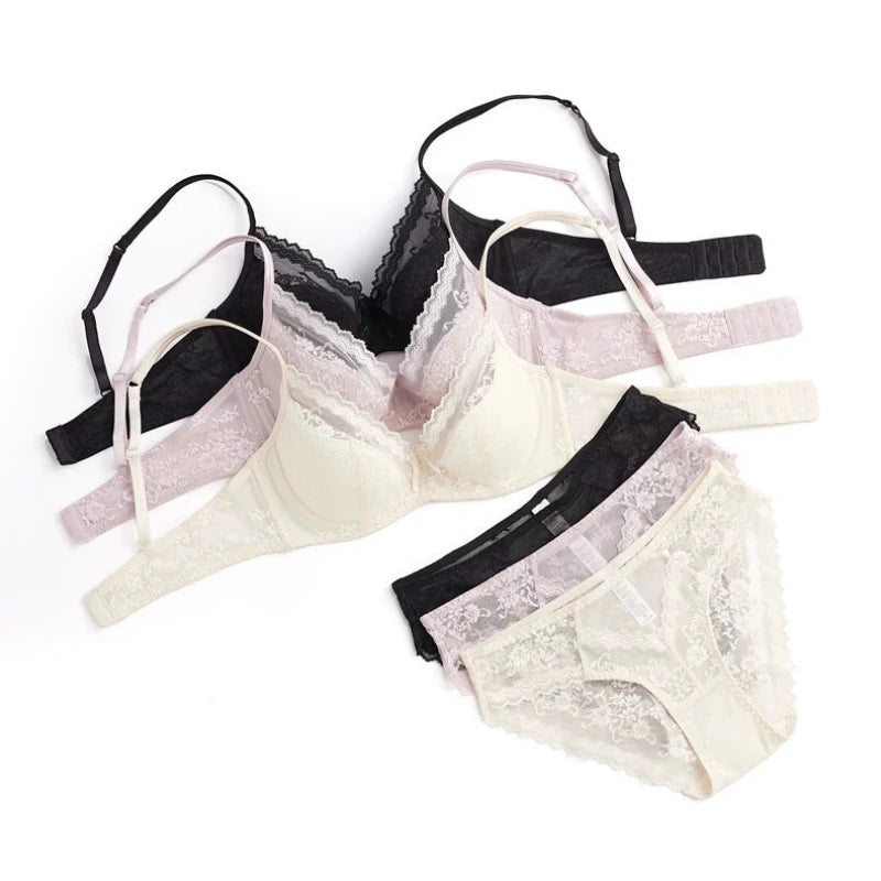Summer sexy lace embroidered women’s lingerie set, French-style thin cup push-up bra, comfortable and breathable, with matching bra and briefs.
