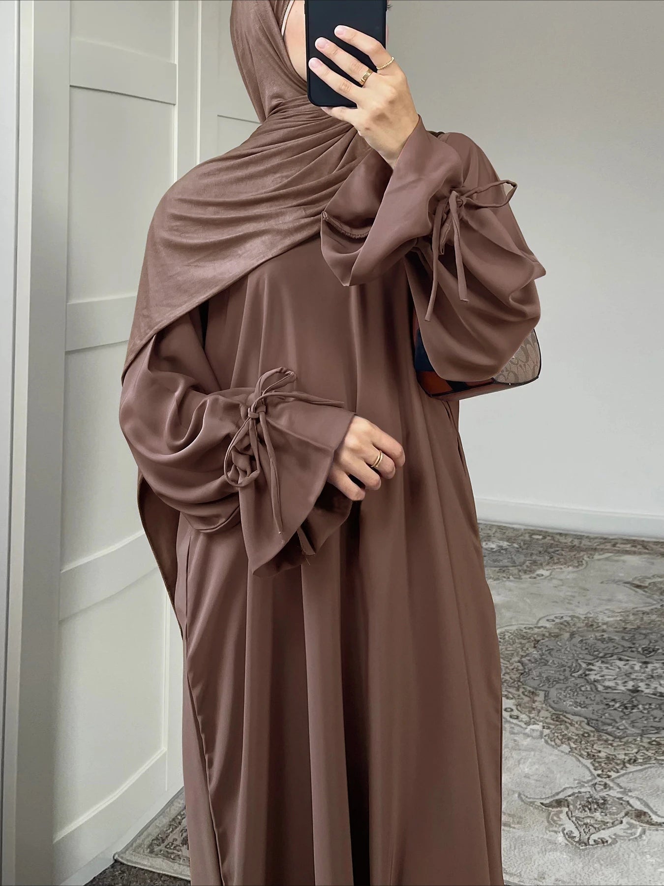 Bow Lace-Up Abaya Kaftan – Elegant Muslim Eid Maxi Dress 2026