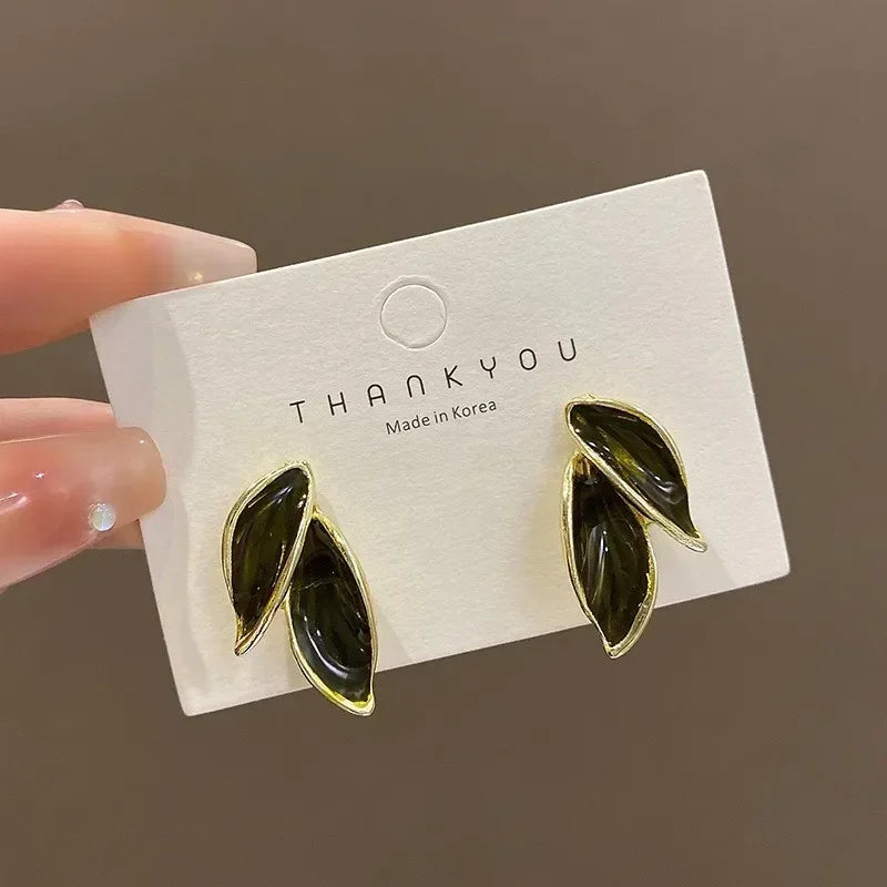 Korean Grey Leaf Metal Stud Earrings – Trendy Women’s Fashion Jewelry