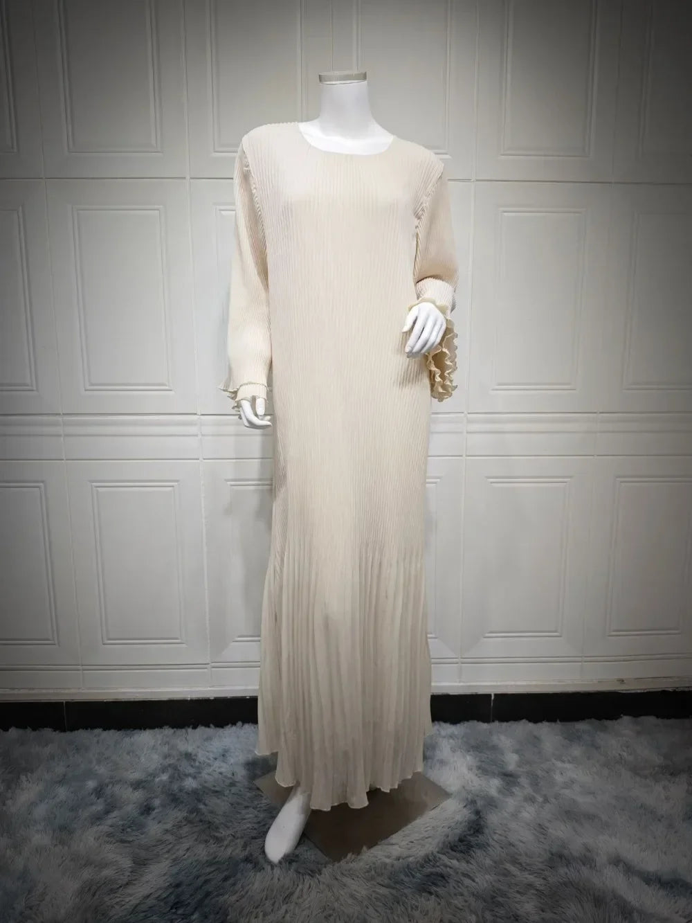 Elegant Pleated Flare Sleeve Kaftan – Muslim Eid Abaya Dress for Women