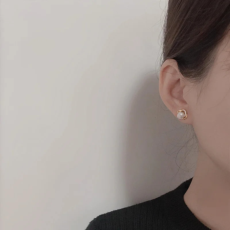14K Gold Zircon Pearl Twist Stud Earrings – Luxury Women’s Jewelry
