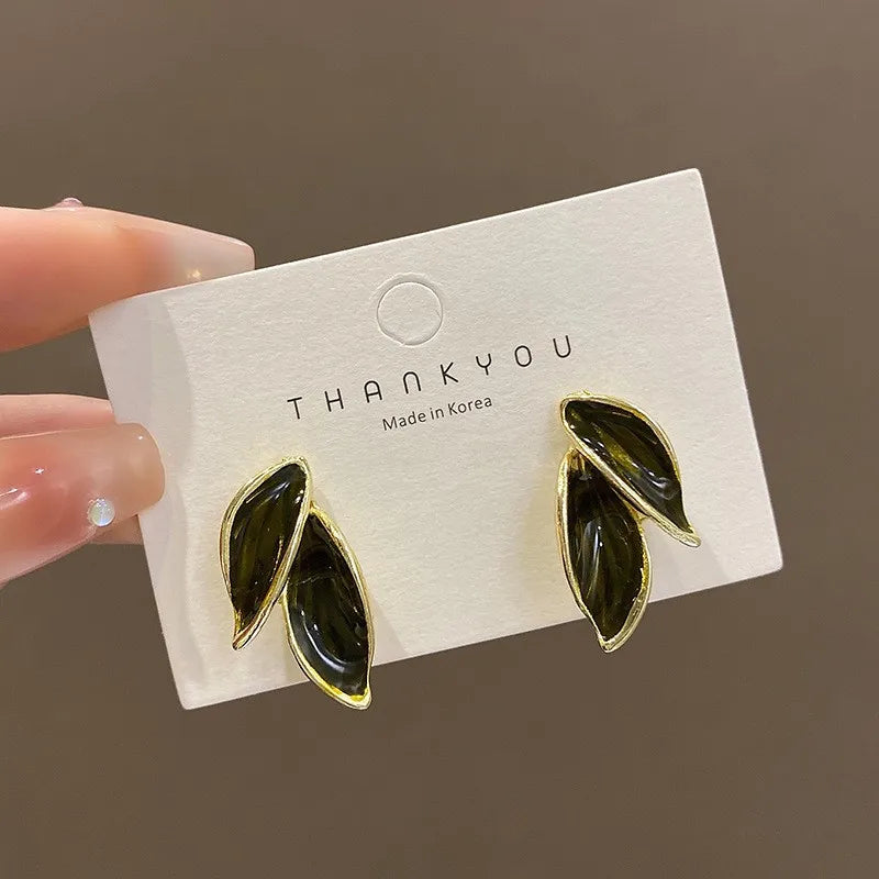 Korean Grey Leaf Metal Stud Earrings – Trendy Women’s Fashion Jewelry