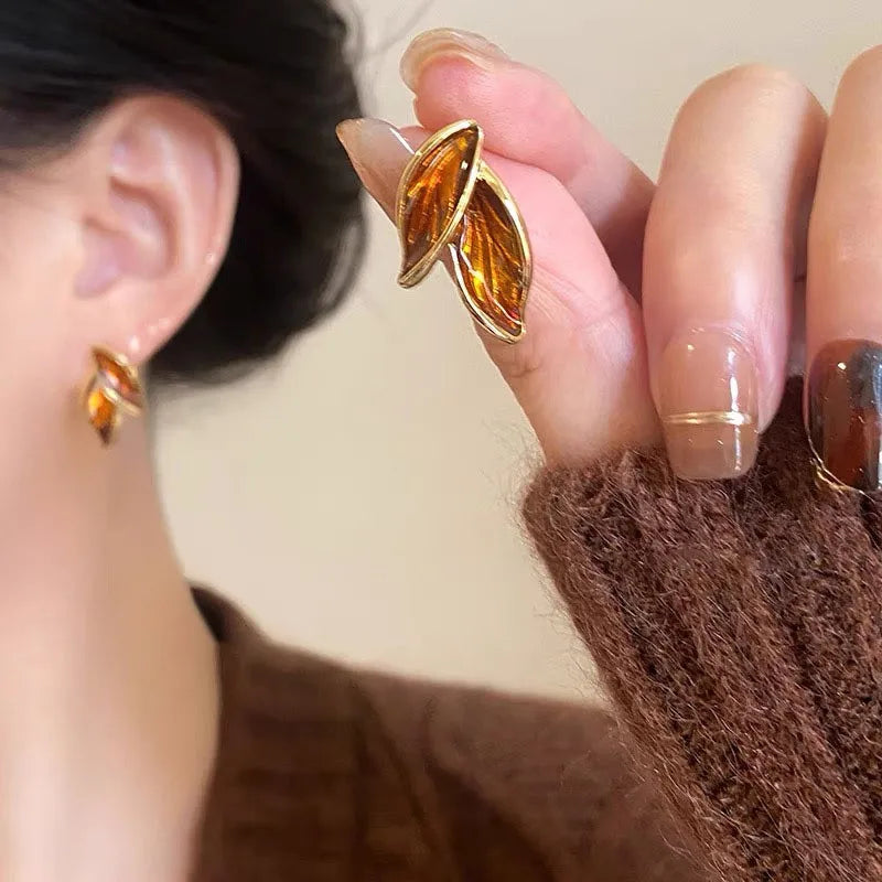 Korean Grey Leaf Metal Stud Earrings – Trendy Women’s Fashion Jewelry
