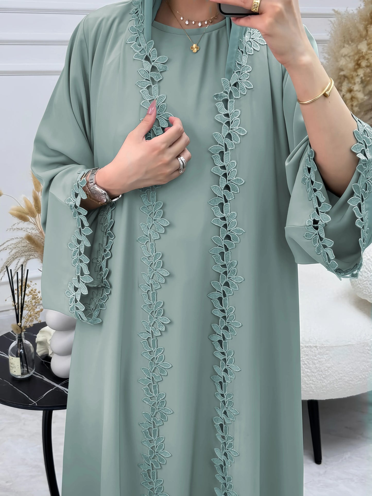 Abaya Beige Élégante Dubaï