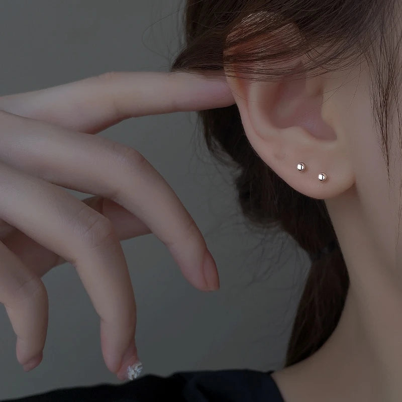 Korean Grey Leaf Metal Stud Earrings – Trendy Women’s Fashion Jewelry